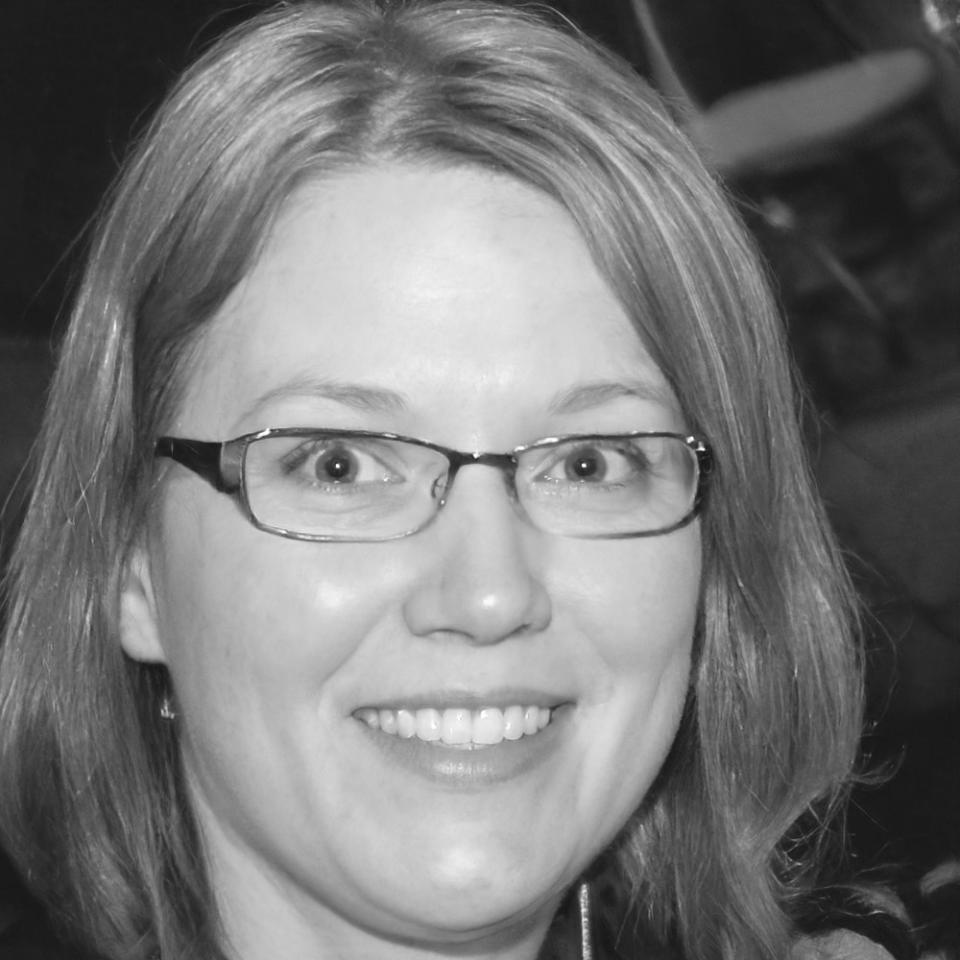 Imelda Rosales - Estudiante de finanzas personales